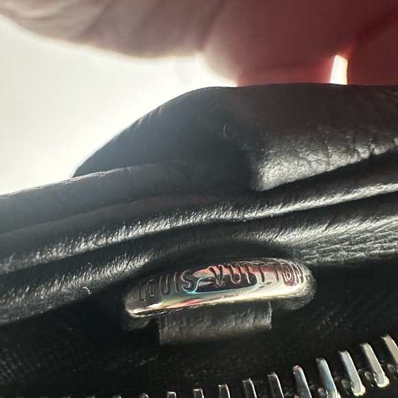 🌸🌸Excellent Condition Louis Vuitton Scala Pouch bag Mahina Leather Mini🌸 - Picture 9 of 14